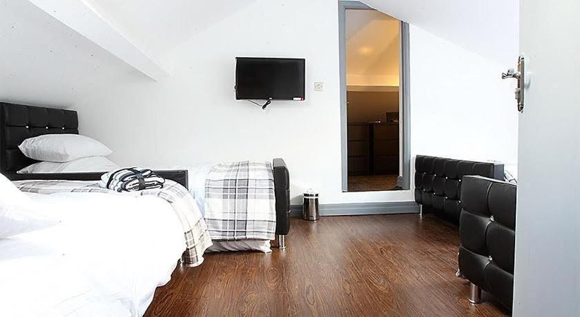 Lewis Apartment In The Heart Of The Northern Quarter Sleeps Up To 12 Manchester Extérieur photo