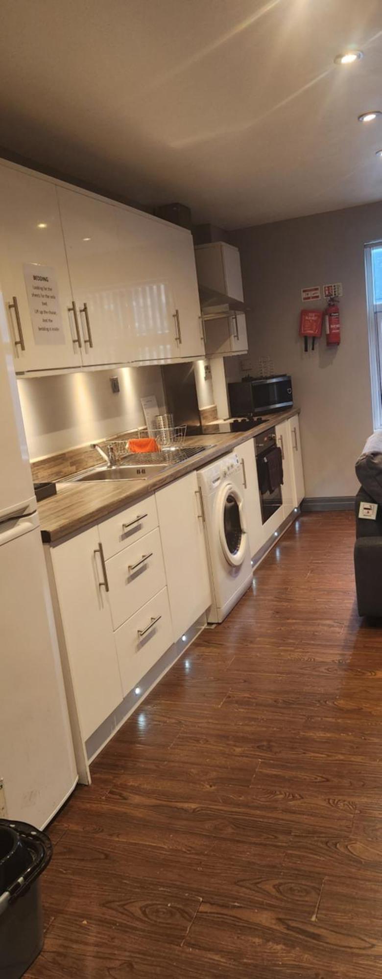 Lewis Apartment In The Heart Of The Northern Quarter Sleeps Up To 12 Manchester Extérieur photo