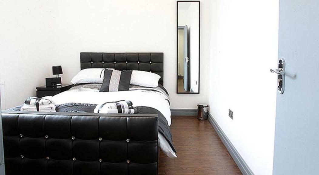 Lewis Apartment In The Heart Of The Northern Quarter Sleeps Up To 12 Manchester Extérieur photo