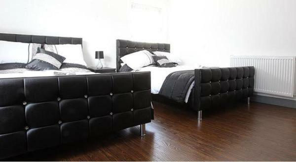 Lewis Apartment In The Heart Of The Northern Quarter Sleeps Up To 12 Manchester Extérieur photo
